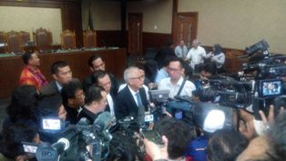 Kaligis Divonis 5,5 Tahun Penjara