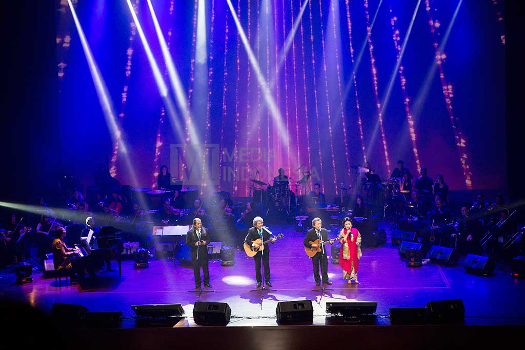 Bimbo Hibur Penggemarnya di TIM