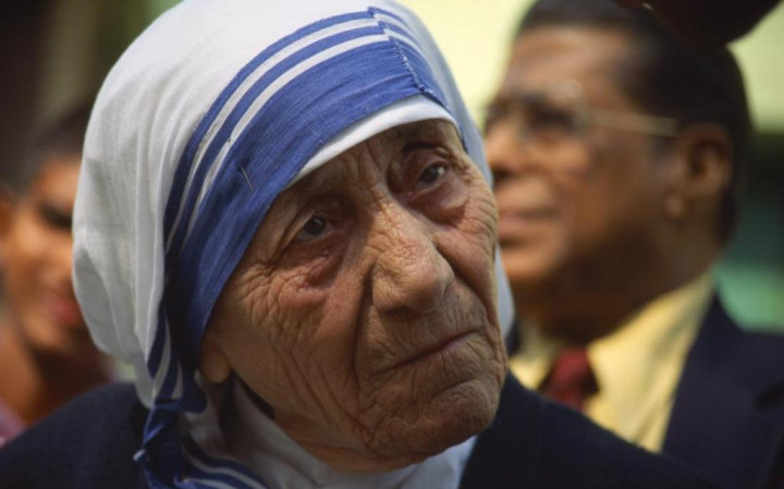 Bunda Teresa Akan Diangkat sebagai Orang Suci