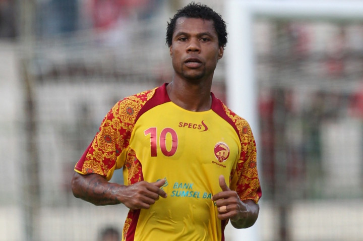 Sriwijaya Coba Rekrut Kembali Hilton Moreira 