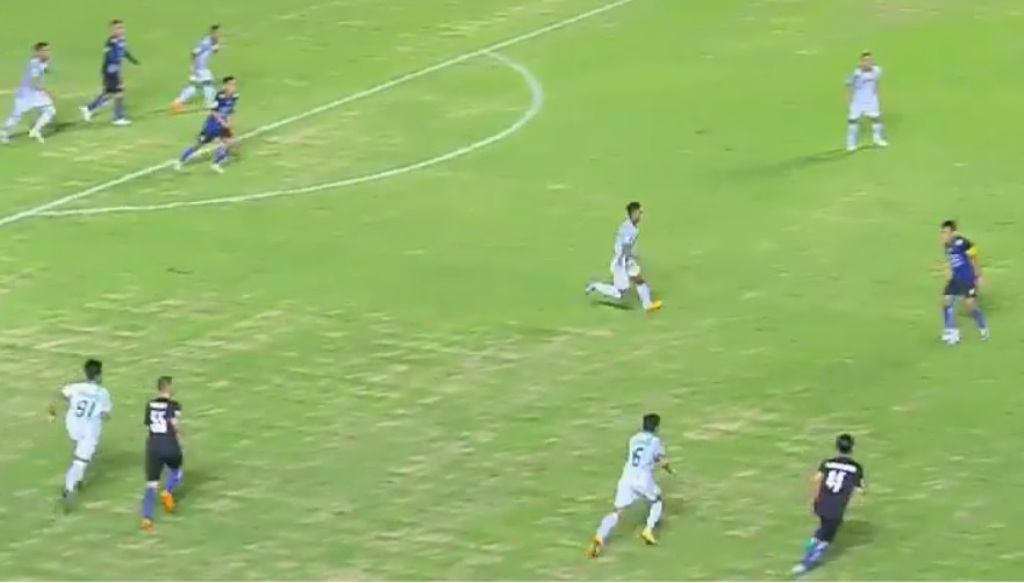 Arema vs Surabaya United pada laga kedua babak 8 besar Piala Jenderal Sudirman (PJS) 2015