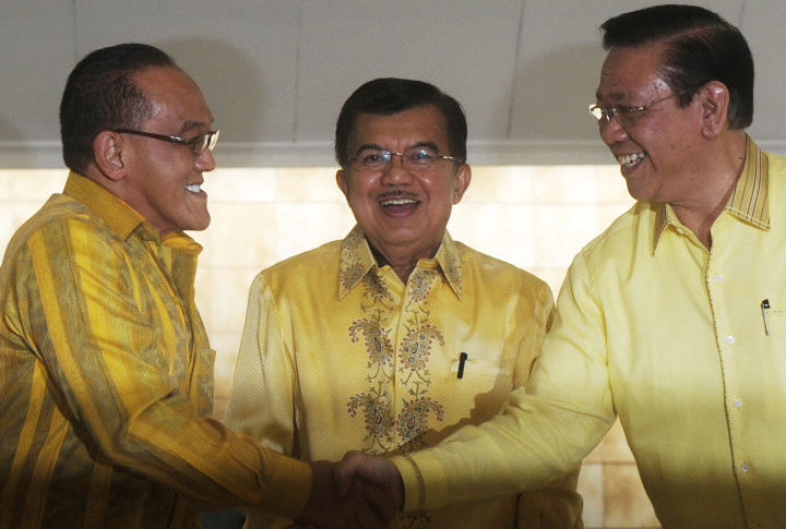 Kesalahan Fatal Ical Tunjuk Akom Gantikan Novanto