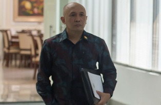 Istana Belum Bahas Pencopotan Rini dan RJ Lino