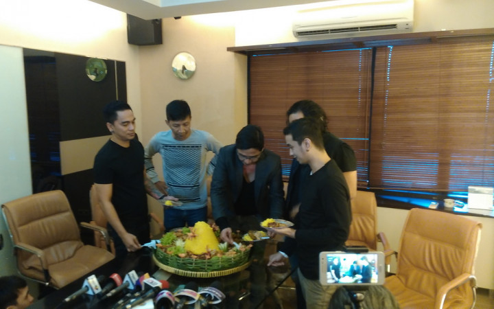 Menang Pilkada, Pasha 'Ungu' Boyong Keluarga ke Palu