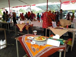 Hari Ibu, Para Bapak Memasak