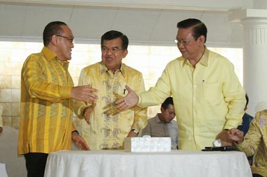 Fadel: JK Bisa Selesaikan Masalah Perebutan Ketua DPR