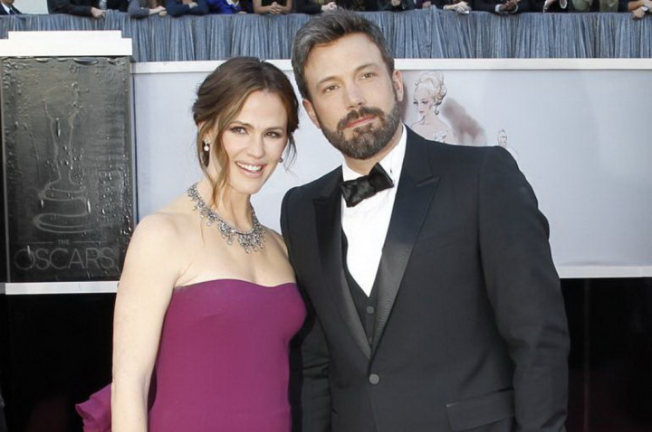 Demi Anak, Ben Affleck Rayakan Natal Bersama Jennifer Garner