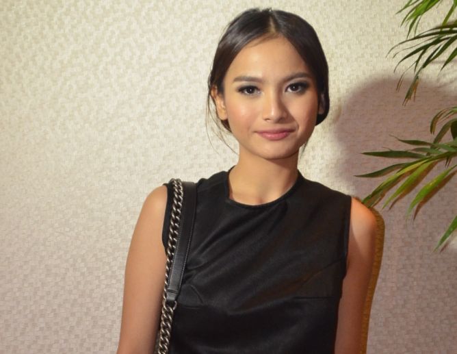 Abimana Tersanjung Dipuji Acha Septriasa