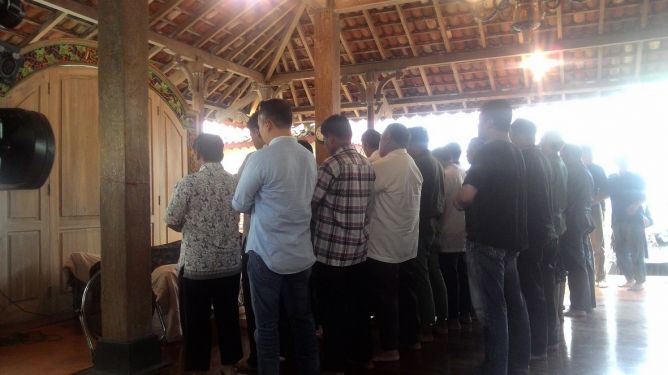 Artis Indonesia yang Meninggal Tahun 2015 (Bag. 1)