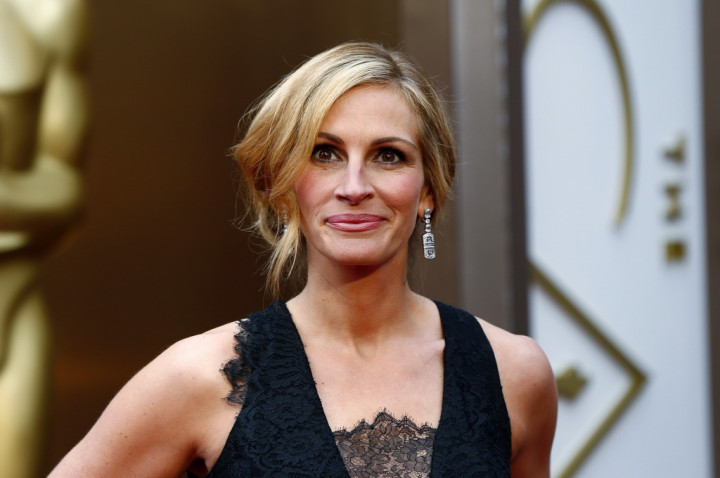 Julia Roberts Habiskan Liburan Natal di Dapur