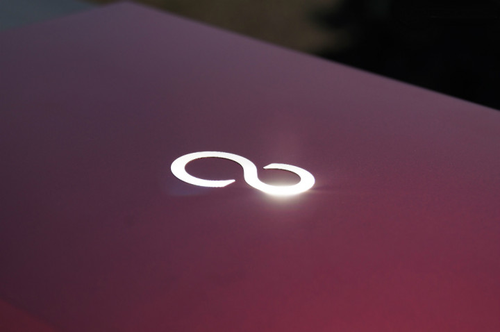 Fujitsu Adakan Perombakan Pada Divisi PC dan Mobile pada 2016 