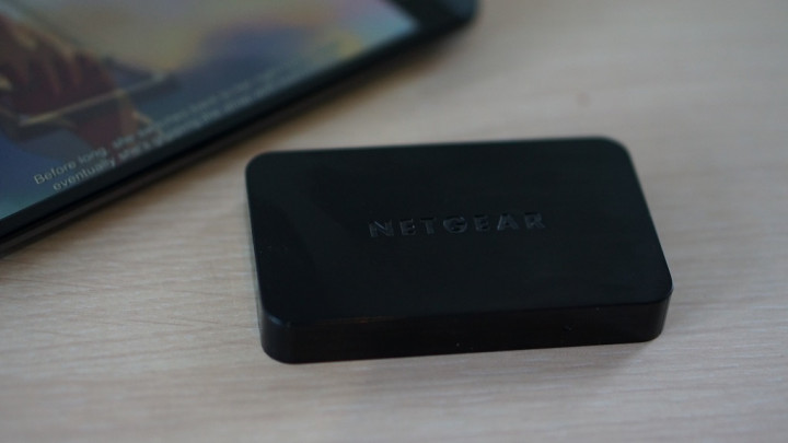 Tampilkan Layar Smartphone Anda ke TV dengan Netgear PTV3000 