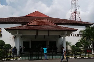 Peringatan Musibah Air Asia Jatuh Berlangsung Tertutup