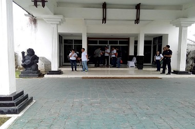 Peringatan Tertutup, Air Asia Berharap Privasi Keluarga Korban Dihargai