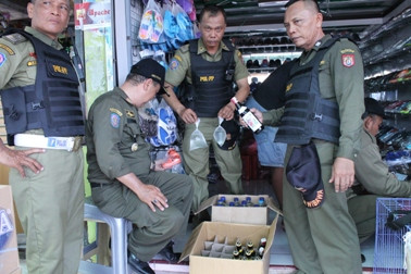 Sebuah Toko Olahraga Menjual Minuman Beralkohol