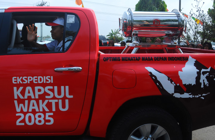 Isi Kapsul Waktu Impian yang Ditanam Jokowi di Merauke  