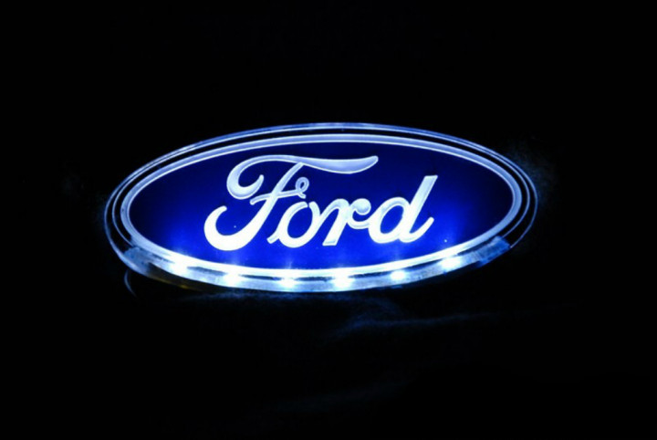 Ford Tanamkan CarPlay dan Android Auto di Mobil 2017 