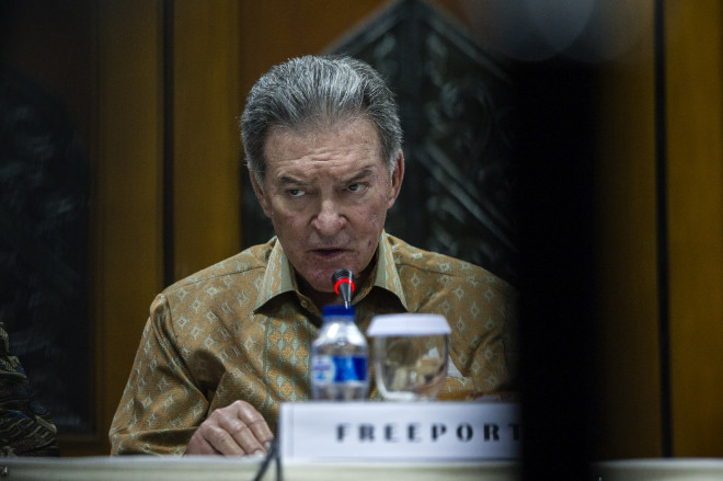 Chairman Freeport-McMoran James R. Moffet saat memberi keterangan pers di Jakarta. (Foto: Antara/Ismar Patrizki)