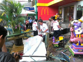 3 Pekerja Jatuh dari Lantai 4 Pasaraya