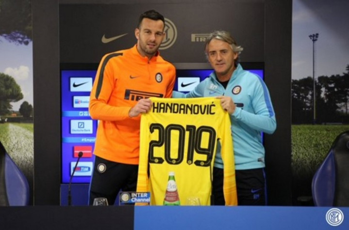 Kiper Inter Milan Resmi Perpanjang Masa Bakti