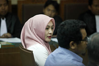 Nazar Wajibkan Angelina Loloskan Proyek di Komisi X