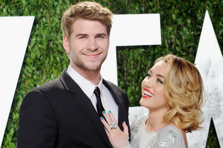Miley Cyrus Masih Cinta Liam Hemsworth
