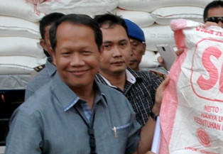 Polisi Ciduk 3 PNS Pemalsu Paspor Dinas