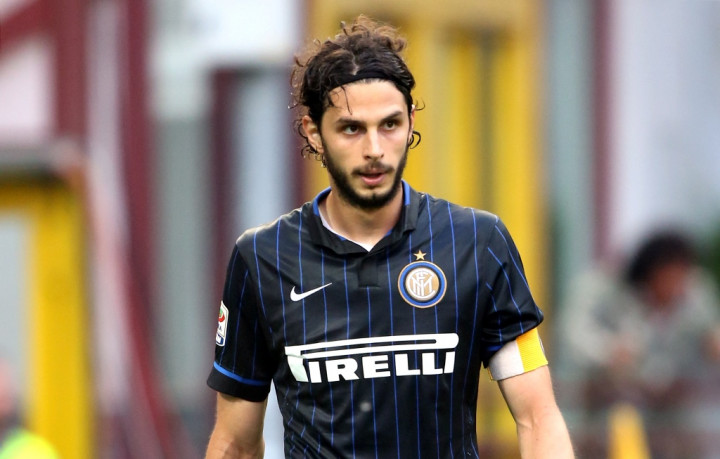 Sampdoria Ikut Berlomba Dapatkan Bek Inter Milan