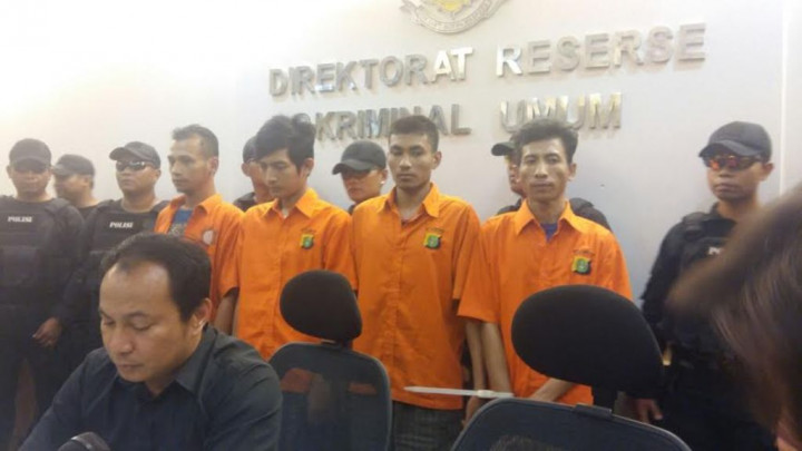 Polisi Bekuk 4 Pelaku Perampokan di Cipayung