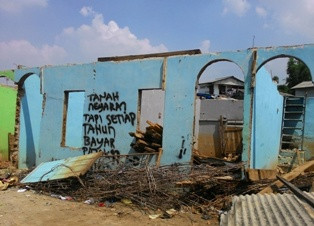 Ahok Minta Pengertian Warga Bukit Duri