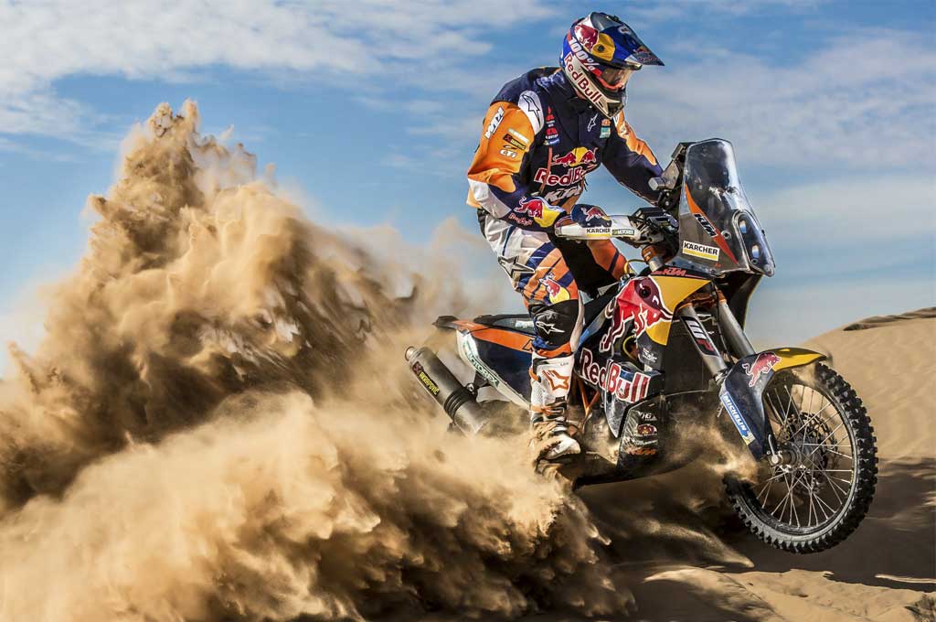 Cuaca panas yang cukup ekstrim membuat Toby Price tak maksimal di etape-9, namun keluar sebagai pemenang. Red Bull