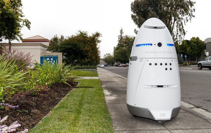 Robot Keamanan Ini Patroli di Silicon Valley