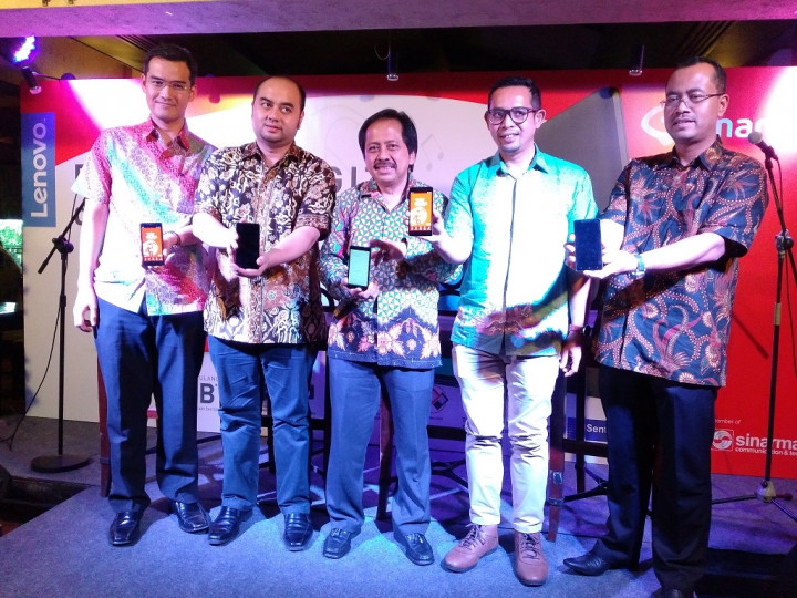 Smartfren: Kita Tetap Produksi Ponsel Andromax  