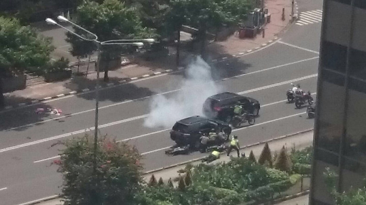  Saksi: Tembakan Muncul dari Mobil Hitam