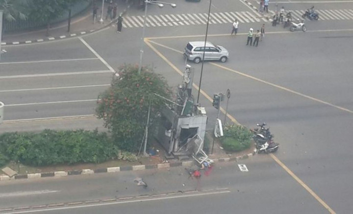 Terduga Pelaku Bom Sarinah Gunakan Senjata Laras Panjang