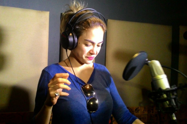 Manfaatkan Popularitas Kasus Prostitusi, Nikita Mirzani Rilis Lagu Dangdut