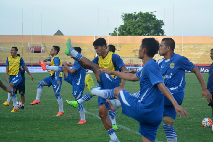 Imbas Ledakan Bom Sarinah, Laga Uji Coba Persib vs PBR Diundur 