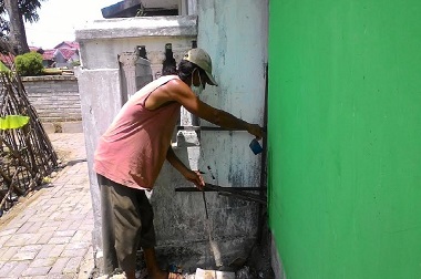 Ulat Bulu Serang Belasan Rumah di Kota Tegal  