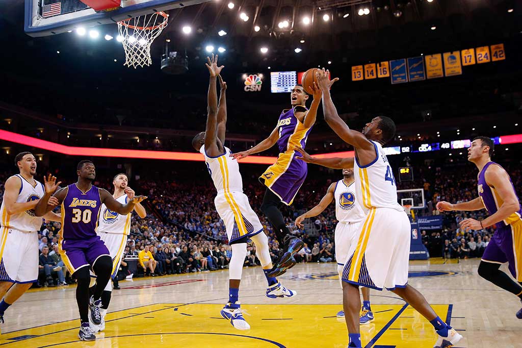 Warriors Kalahkan Lakers 116-98