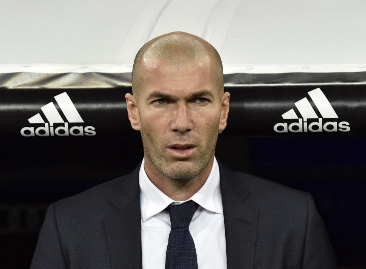Real Madrid Klarifikasi Siapa Asisten Zinedine Zidane