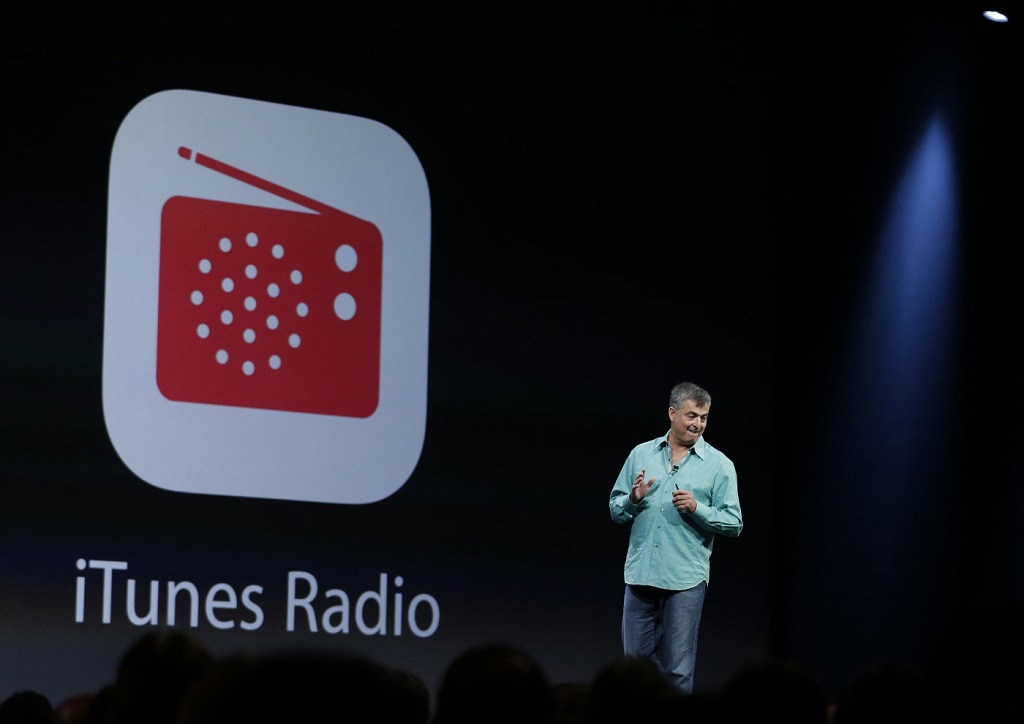 iTunes Radio akan menjadi layanan berbayar mulai akhir bulan Januari. (AP Photo / Eric Risberg)
