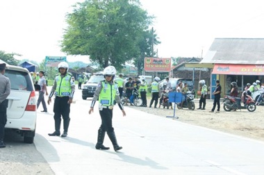 Ratusan Polisi Jaga Ketat Jalan Lintas Sumatera