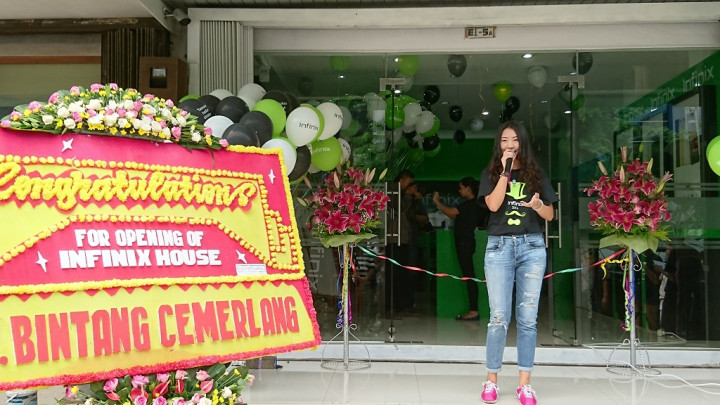 Infinix Resmi Buka Showroom dan Service Center Pertama di Indonesia 