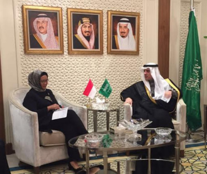 Menlu RI Sampaikan Surat Presiden Jokowi ke Raja Arab Saudi 