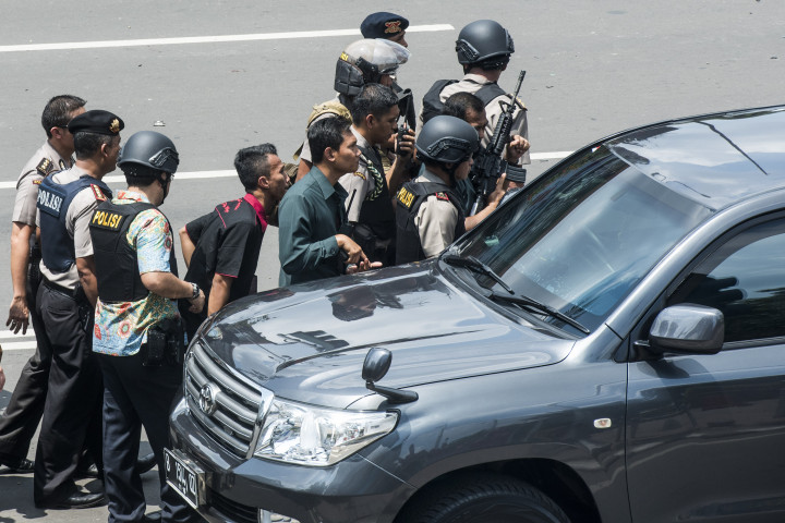 Presiden Perlu Berikan Penghargaan ke Polisi