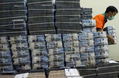 Rupiah Down at Rp13,924