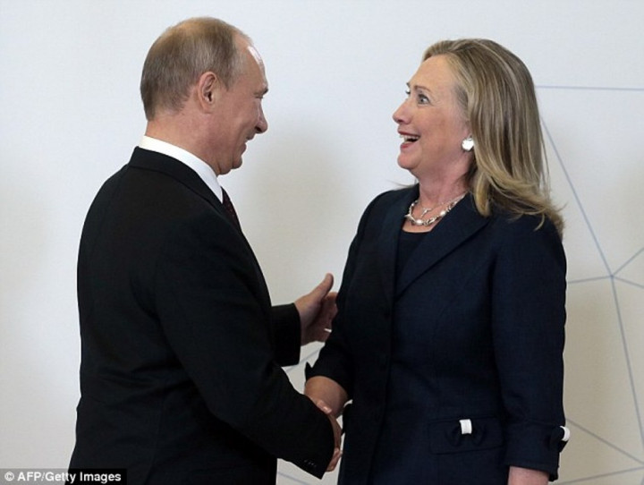 Hillary Clinton Akui Hubungannya dengan Putin Menarik