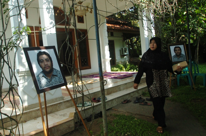 Presiden Jokowi Melayat ke Rumah Menteri Susi