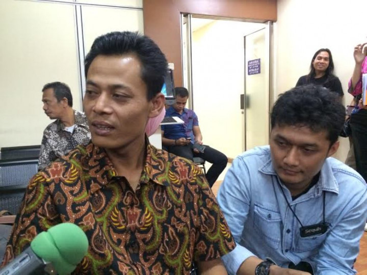 Sebulan, Kusrin Raup Rp1,2 Miliar dari Rakit Televisi Bekas