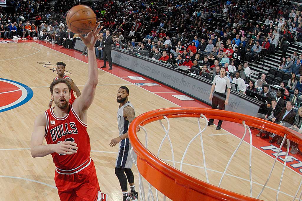 Gasol Bantu Bulls Tundukkan Pistons